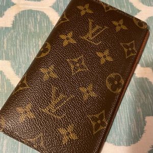 Authentic Louis Vuitton pocket organizer for bag